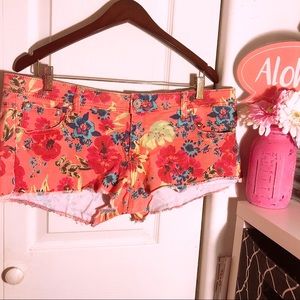 Cute Floral Shorts